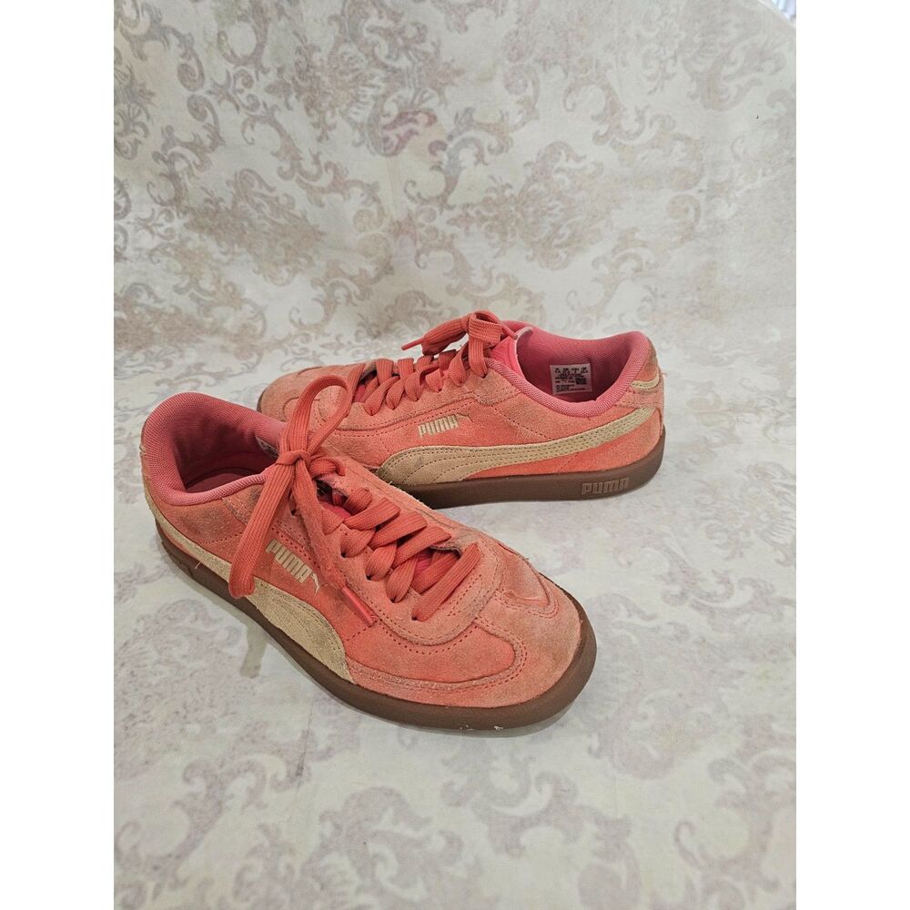Puma Women's 7 37.5 Club II Era Low-top Coral Pink Suede Sneaker 402683